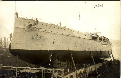 dreadnought2.jpg